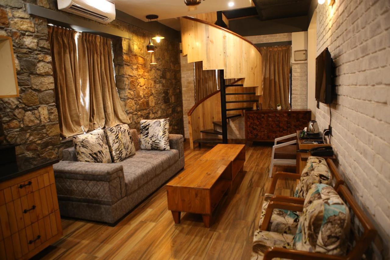 Granny's Den Resort Rājpur Exterior foto